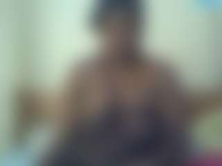 Linah Vee's Live Sex Cam Show