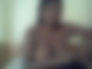 Linah Vee's Live Sex Cam Show