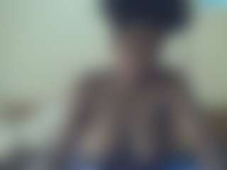Linah Vee's Live Sex Cam Show