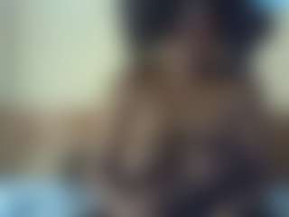 Linah Vee's Live Sex Cam Show