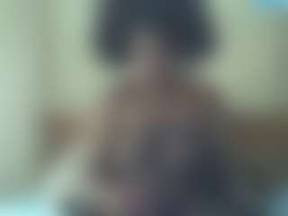 Live cam show with Linah Vee - Ebony on hotwifechat.live