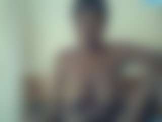Linah Vee's Live Sex Cam Show