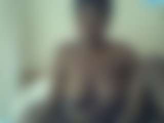 Linah Vee's Live Sex Cam Show