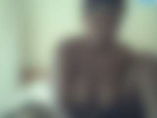 Linah Vee's Live Sex Cam Show