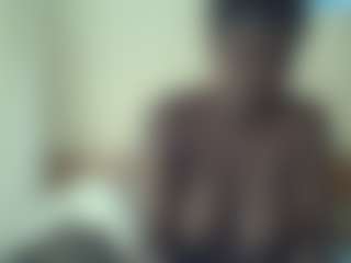 Linah Vee's Live Sex Cam Show