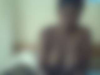 Linah Vee's Live Sex Cam Show