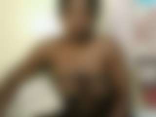 Linah Vee's Live Sex Cam Show