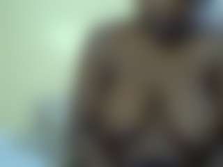 Linah Vee's Live Sex Cam Show