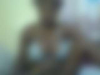 Live cam show with Linah Vee - Ebony on TeamSkeetLive | kenya