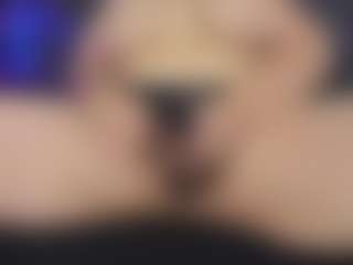 Live cam show with ArethaOzz - Mature on camgirlchat.live