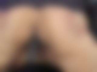 ArethaOzz's Live Sex Cam Show