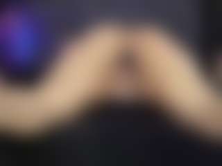 Live cam show with ArethaOzz - Mature on TottyGirls