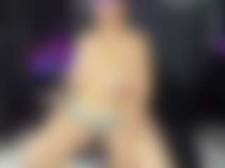 Live cam show with ArethaOzz - Mature on fuklive.com