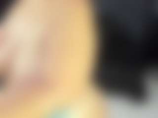 Live cam show with ArethaOzz - Cum on Milfs Live