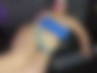 Live cam show with ArethaOzz - MILF on eurowanks.com