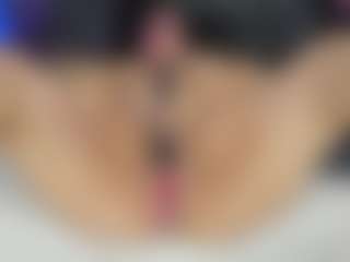 ArethaOzz's Live Sex Cam Show