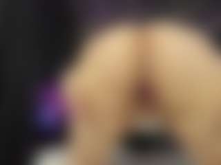 ArethaOzz's Live Sex Cam Show