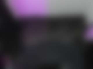 ArethaOzz MILF webcam performer live streaming