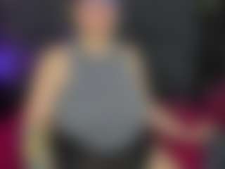 Live cam show with ArethaOzz - Mature on Free Soda