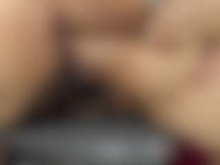 Live cam show with ArethaOzz - Latina MILF on Soda Cam | colombia