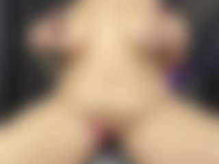 ArethaOzz's Live Sex Cam Show