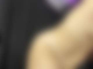 ArethaOzz's Live Sex Cam Show