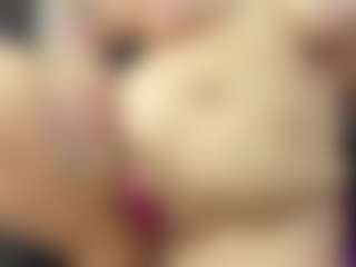 ArethaOzz's Live Sex Cam Show
