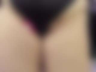 Live cam show with ArethaOzz - Mature on parknlotfishbdy