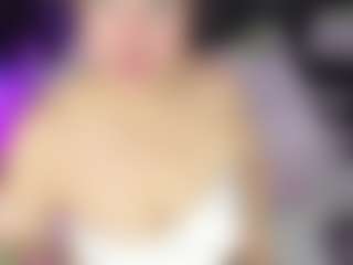 Live cam show with ArethaOzz - Full Nudity on testsause.com