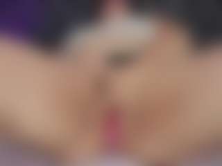 ArethaOzz's Live Sex Cam Show