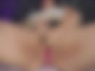 ArethaOzz's Live Sex Cam Show