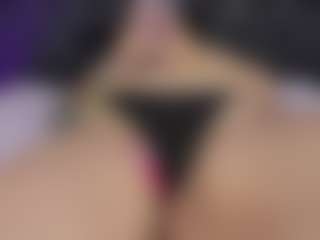 ArethaOzz's Live Sex Cam Show