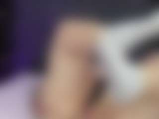 ArethaOzz's Live Sex Cam Show