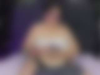 ArethaOzz's Live Sex Cam Show