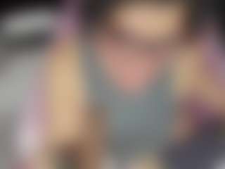 ArethaOzz's Live Sex Cam Show