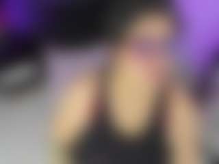Live cam show with ArethaOzz - Mature on eurowanks.com