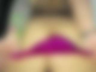 ArethaOzz's Live Sex Cam Show