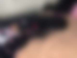 Live cam show with Jade Bubbles - Petite on dropp.cam