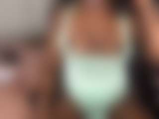 Jade Bubbles's Live Sex Cam Show