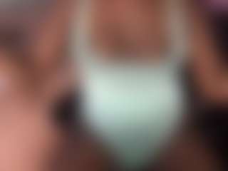 Jade Bubbles's Live Sex Cam Show