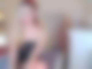 Live cam show with KiraNigh - Stockings on Dolls Live