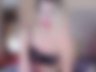 KiraNigh's Live Sex Cam Show