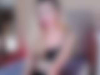 KiraNigh's Live Sex Cam Show