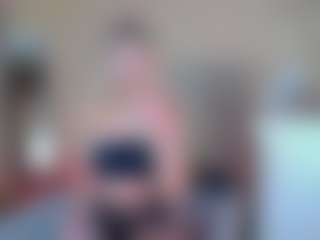 KiraNigh's Live Sex Cam Show