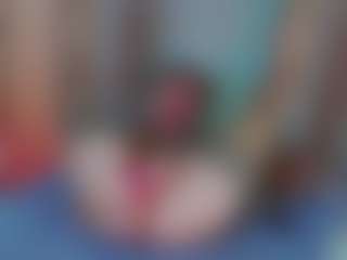 KiraNigh's Live Sex Cam Show