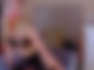 Live cam show with KiraNigh - Cute on Sweet Sext