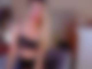 KiraNigh's Live Sex Cam Show
