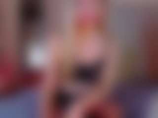 Live cam show with KiraNigh - Handjob on Latina Girls