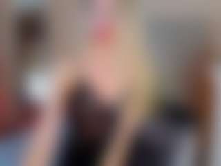 KiraNigh's Live Sex Cam Show