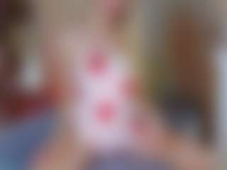 KiraNigh's Live Sex Cam Show